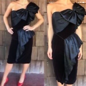 Vintage velvet 80s bow dress